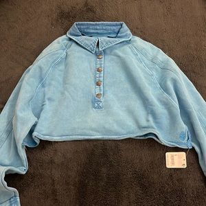 Oversized Baby blue free people cropped button long sleeve